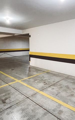 Casa de condomínio à venda com 200m², 3 quartos e 4 vagas Casa de condomínio à venda com 200m², 3 quartos e 4 vagasGaragem