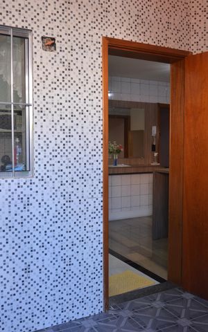 Apartamento à venda com 117m², 3 quartos e 1 vagaÁrea de Serviço