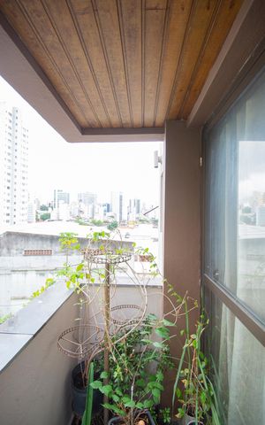 Apartamento à venda com 57m², 2 quartos e 1 vaga Apartamento à venda com 57m², 2 quartos e 1 vagaVaranda