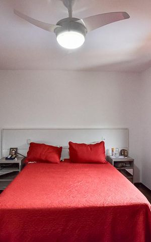 Casa à venda com 300m², 3 quartos e 8 vagas Casa à venda com 300m², 3 quartos e 8 vagasQuarto Suíte
