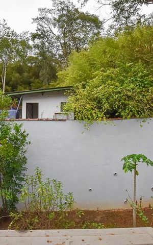 Casa à venda com 300m², 3 quartos e 8 vagas Casa à venda com 300m², 3 quartos e 8 vagasQuarto Vista