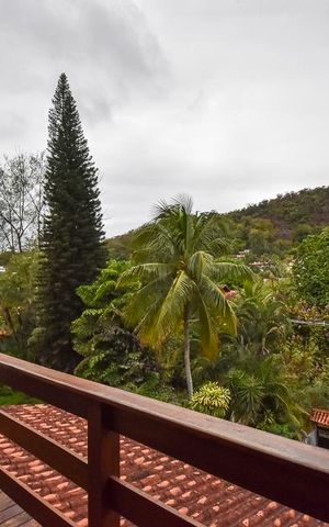 Casa à venda com 300m², 3 quartos e 8 vagas Casa à venda com 300m², 3 quartos e 8 vagasSacada Suíte 2