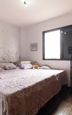 Apartamento à venda com 150m², 3 quartos e 2 vagas Apartamento à venda com 150m², 3 quartos e 2 vagasSuíte