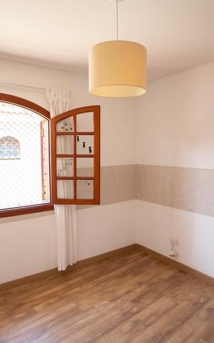 Casa para alugar com 235m², 3 quartos e 3 vagas Casa para alugar com 235m², 3 quartos e 3 vagasQuarto 1