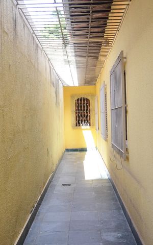Casa à venda com 193m², 5 quartos e 4 vagasÁrea externa