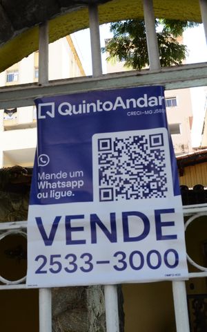 Casa à venda com 193m², 5 quartos e 4 vagasPlaquinha