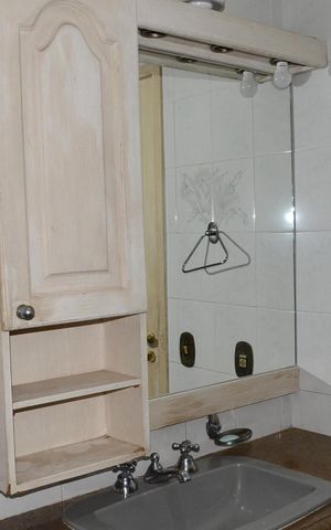 Casa à venda com 193m², 5 quartos e 4 vagasBanheiro Corredor