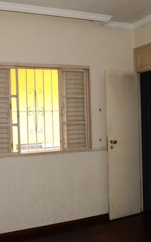 Casa à venda com 193m², 5 quartos e 4 vagasQuarto Suíte