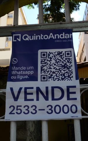 Casa à venda com 193m², 5 quartos e 4 vagasplaquinha