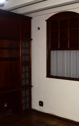 Casa à venda com 193m², 5 quartos e 4 vagasQuarto 1