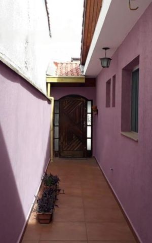 Casa à venda com 200m², 2 quartos e 3 vagas