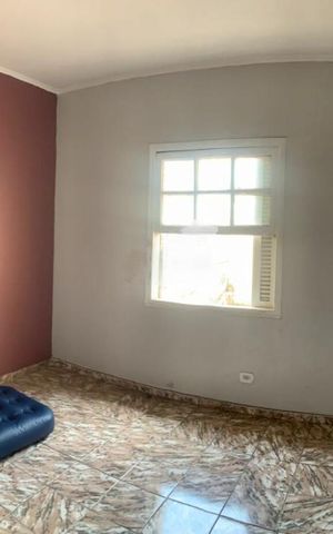Casa à venda com 96m², 2 quartos e sem vaga