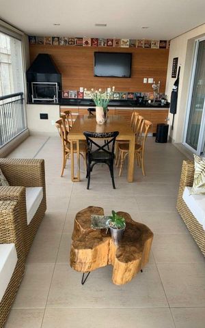 Apartamento à venda com 182m², 3 quartos e 4 vagas