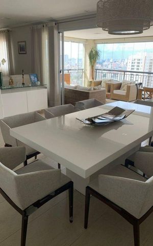 Apartamento à venda com 182m², 3 quartos e 4 vagas