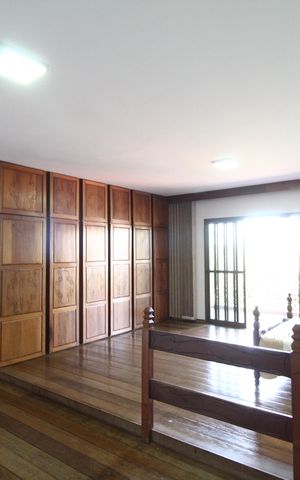 Casa para alugar com 564m², 5 quartos e 4 vagasSuíte 4