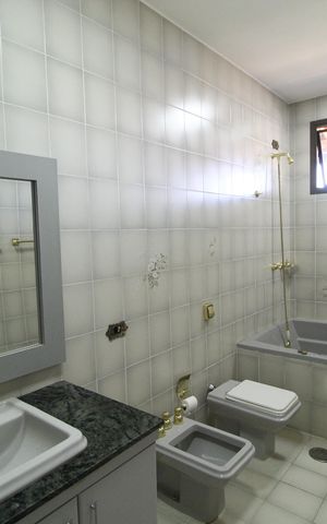 Casa para alugar com 564m², 5 quartos e 4 vagasBanheiro da Suíte 4