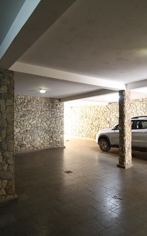 Casa para alugar com 564m², 5 quartos e 4 vagasGaragem