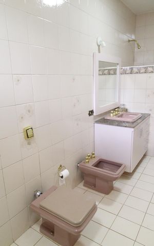 Casa para alugar com 564m², 5 quartos e 4 vagasBanheiro da Suíte 2