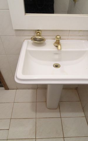 Casa para alugar com 564m², 5 quartos e 4 vagasBanheiro de serviço