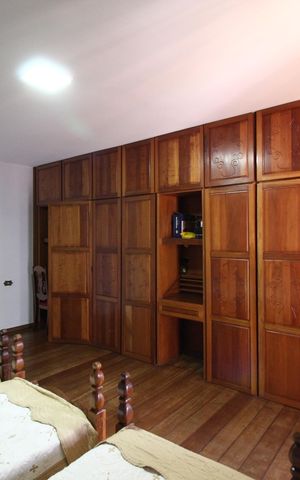 Casa para alugar com 564m², 5 quartos e 4 vagasSuíte 3