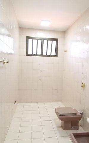 Casa para alugar com 564m², 5 quartos e 4 vagasBanheiro da Suíte 2