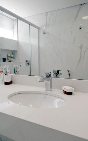 Apartamento à venda com 157m², 2 quartos e 2 vagasBanheiro da Suíte 1