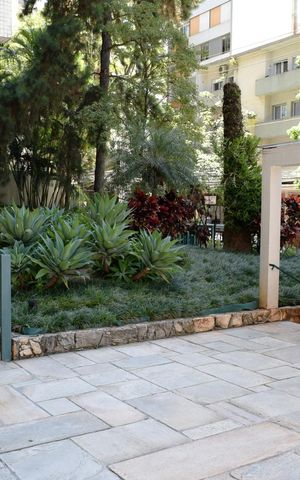 Apartamento à venda com 157m², 2 quartos e 2 vagasÁrea comum - Jardim frontal