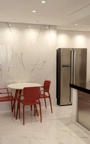 Apartamento à venda com 157m², 2 quartos e 2 vagasCozinha