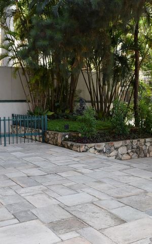 Apartamento à venda com 157m², 2 quartos e 2 vagasÁrea comum - Jardim frontal