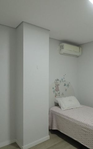 Casa à venda com 261m², 3 quartos e 3 vagasQuarto 2
