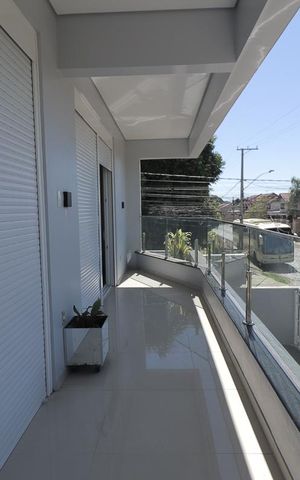 Casa à venda com 261m², 3 quartos e 3 vagasVista