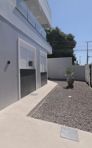 Casa à venda com 261m², 3 quartos e 3 vagasÁrea Externa