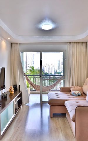 Apartamento à venda com 92m², 3 quartos e 2 vagas Apartamento à venda com 92m², 3 quartos e 2 vagasSala