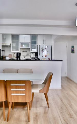 Apartamento à venda com 92m², 3 quartos e 2 vagas Apartamento à venda com 92m², 3 quartos e 2 vagasSala de Jantar