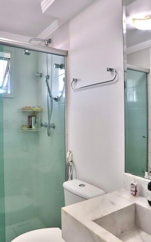 Apartamento à venda com 92m², 3 quartos e 2 vagas Apartamento à venda com 92m², 3 quartos e 2 vagasBanheiro da Suíte