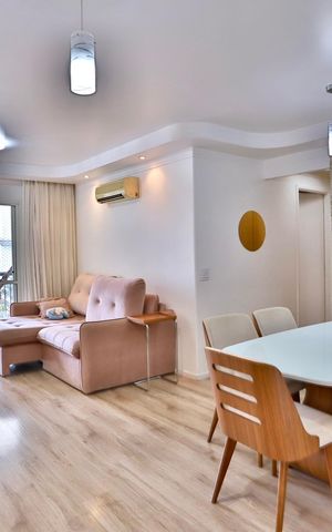 Apartamento à venda com 92m², 3 quartos e 2 vagas Apartamento à venda com 92m², 3 quartos e 2 vagasSala