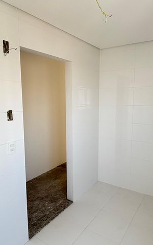 Apartamento à venda com 64m², 2 quartos e 2 vagasCozinha