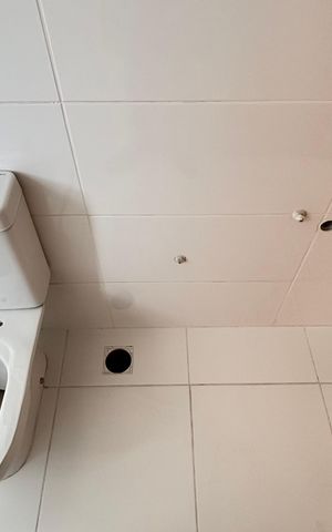 Apartamento à venda com 64m², 2 quartos e 2 vagas Apartamento à venda com 64m², 2 quartos e 2 vagasBanheiro