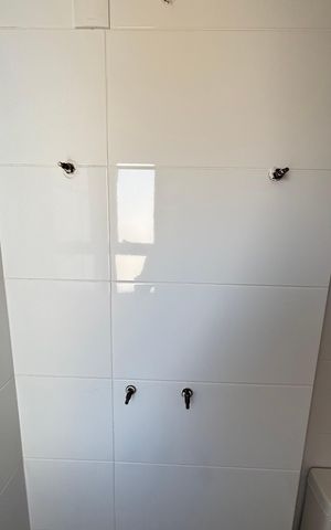 Apartamento à venda com 64m², 2 quartos e 2 vagas Apartamento à venda com 64m², 2 quartos e 2 vagasBanheiro