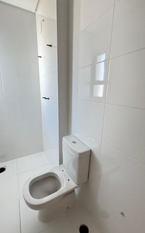 Apartamento à venda com 64m², 2 quartos e 2 vagas Apartamento à venda com 64m², 2 quartos e 2 vagasBanheiro