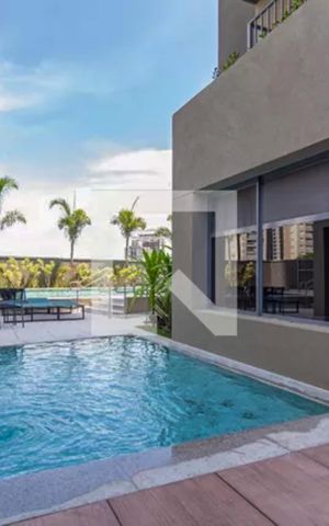 Apartamento à venda com 64m², 2 quartos e 2 vagas Apartamento à venda com 64m², 2 quartos e 2 vagasÁrea comum - Piscina