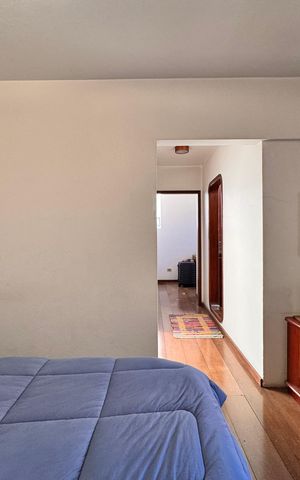 Casa à venda com 230m², 4 quartos e 3 vagasSuite