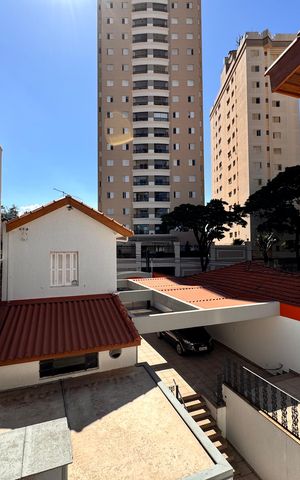 Casa à venda com 230m², 4 quartos e 3 vagasVista do quarto 2