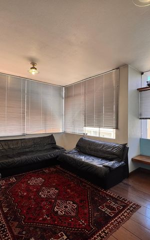 Casa à venda com 230m², 4 quartos e 3 vagasSala