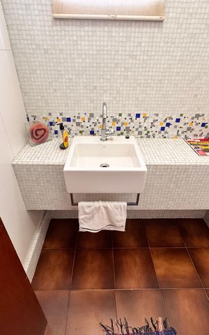 Casa à venda com 230m², 4 quartos e 3 vagasLavabo