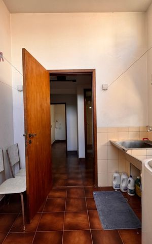 Casa à venda com 230m², 4 quartos e 3 vagasLavanderia