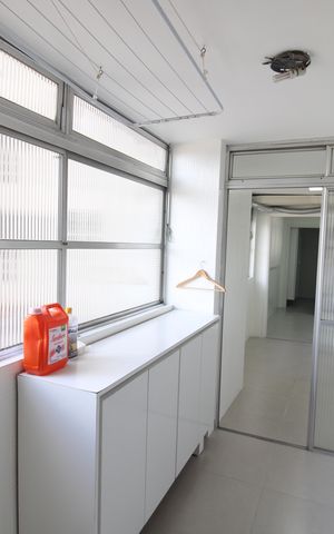 Apartamento à venda com 160m², 3 quartos e 1 vagaÁrea de Serviço