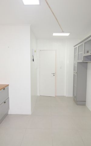 Apartamento à venda com 160m², 3 quartos e 1 vagaCozinha