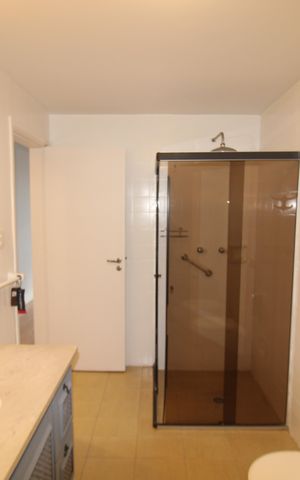 Apartamento à venda com 160m², 3 quartos e 1 vagaBanheiro da Suíte