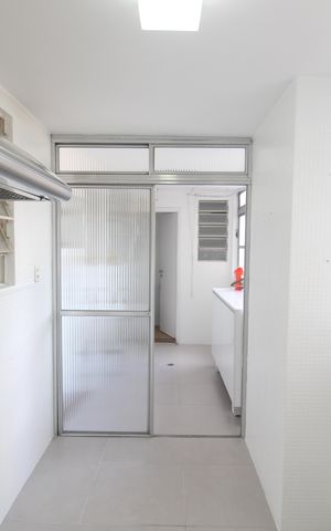 Apartamento à venda com 160m², 3 quartos e 1 vagaÁrea de Serviço